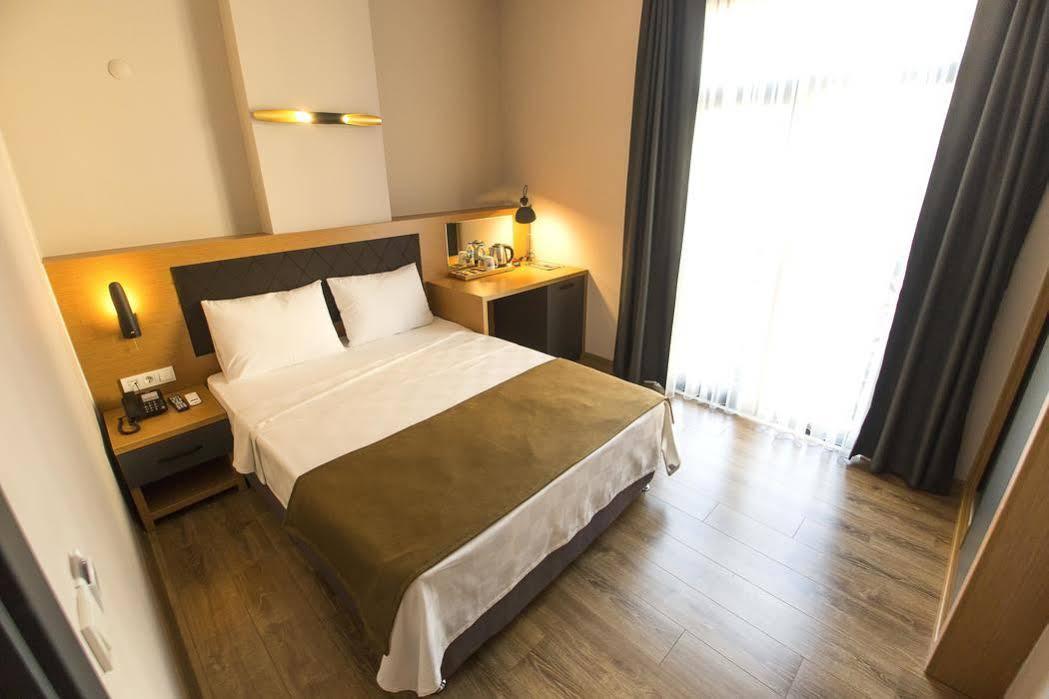 Big Point Plus Hotel Biga Buitenkant foto